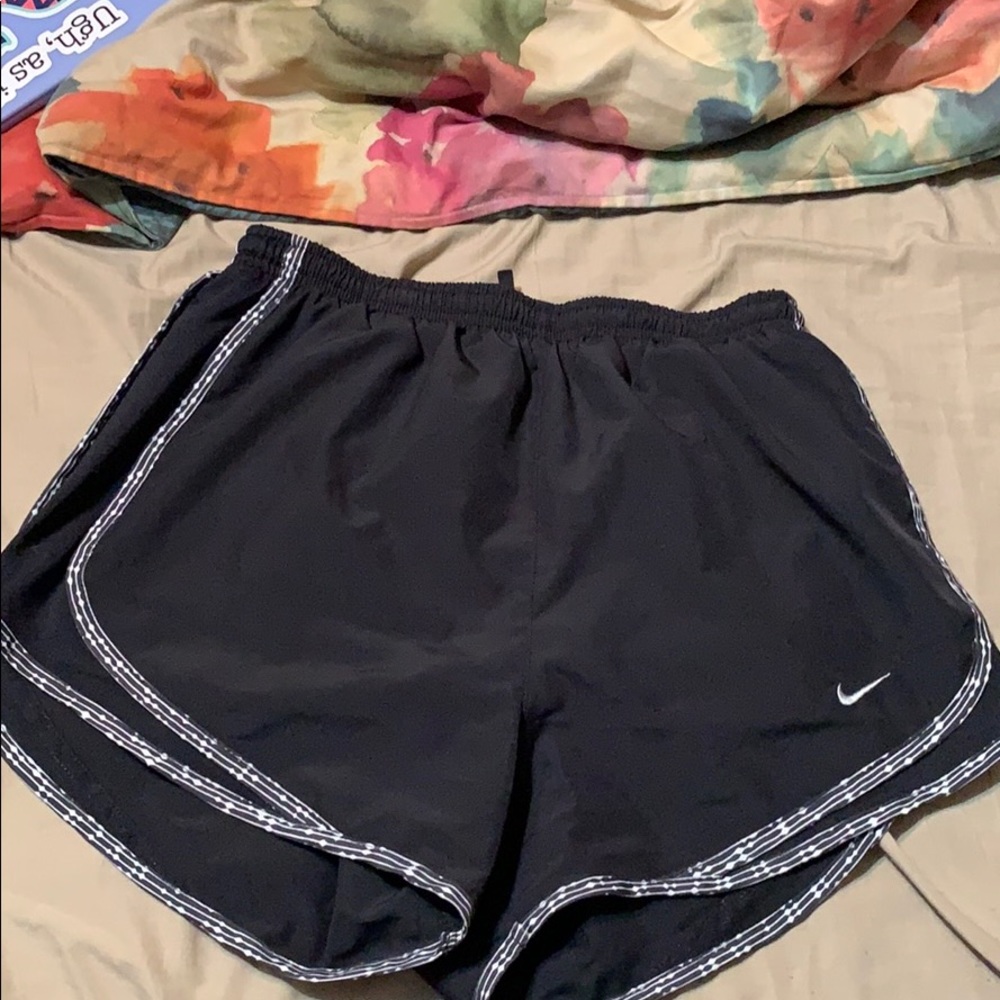 Black Nike pro shorts